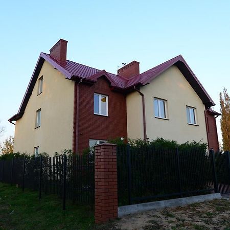 B&B Airport ModlinNowy Dwór Mazowiecki エクステリア 写真
