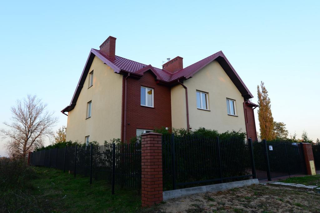 B&B Airport ModlinNowy Dwór Mazowiecki エクステリア 写真